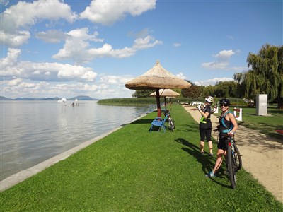 Balaton – Za vínem a do termálů