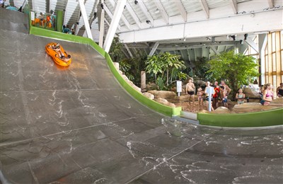 Avoriaz/Les Portes du Soleil – Le Téléphérique - Aquariaz v Avoriazu -aquapark