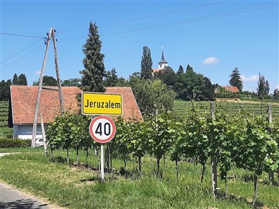 Julské Alpy a SlovinskJulské Alpy a Jadrano