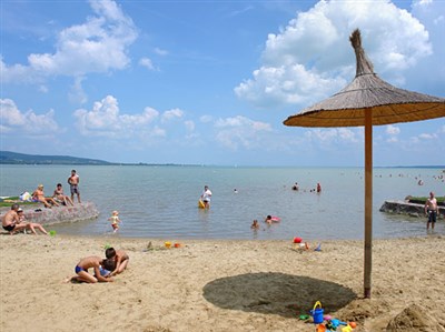 Koupání u Balatonu s možností cyklistiky