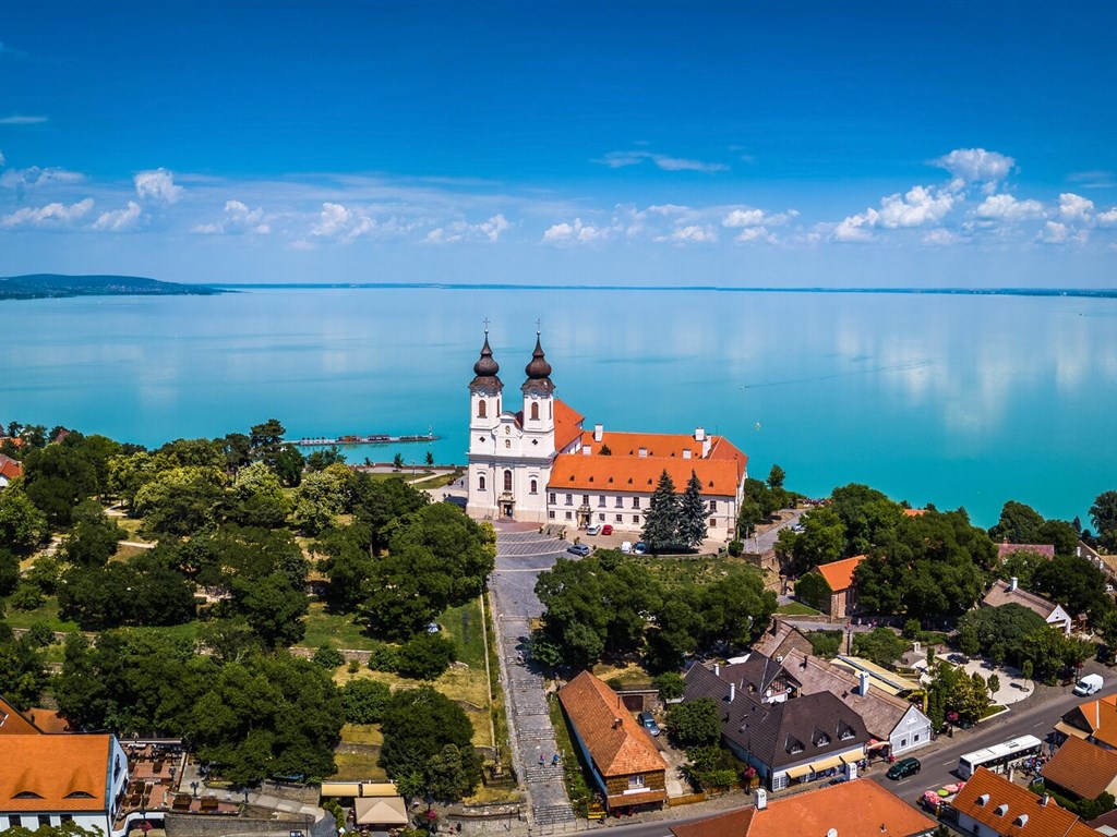 Balaton – Za vínem a do termálů