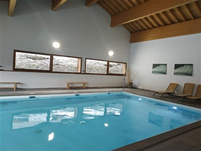 Val Thorens – Orelle – Les 3 Vallées – Le Hameau des Eaux d'Orelle - bazén v rezidenci Hameau des Eaux d´Orelle